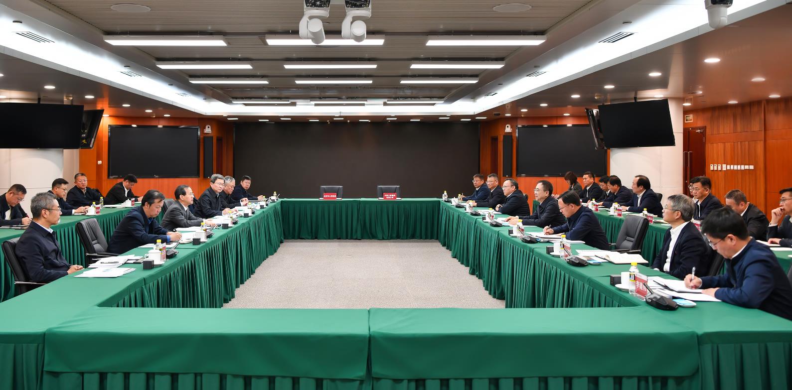北京市委副書記、市長(zhǎng)殷勇走訪調(diào)研中國(guó)大唐總部