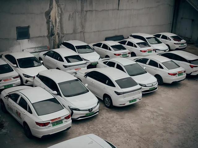 新能源網(wǎng)約車頻遭“拒?！?，“一險難求”難在哪?
