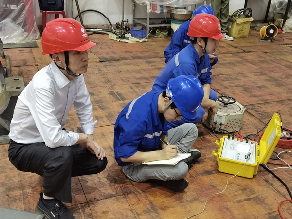 【新春走基層】匠心守護(hù)設(shè)備安，確保電力暢無憂