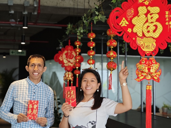 【新春走基層】濃濃年味暖人心，海外職工共迎春
